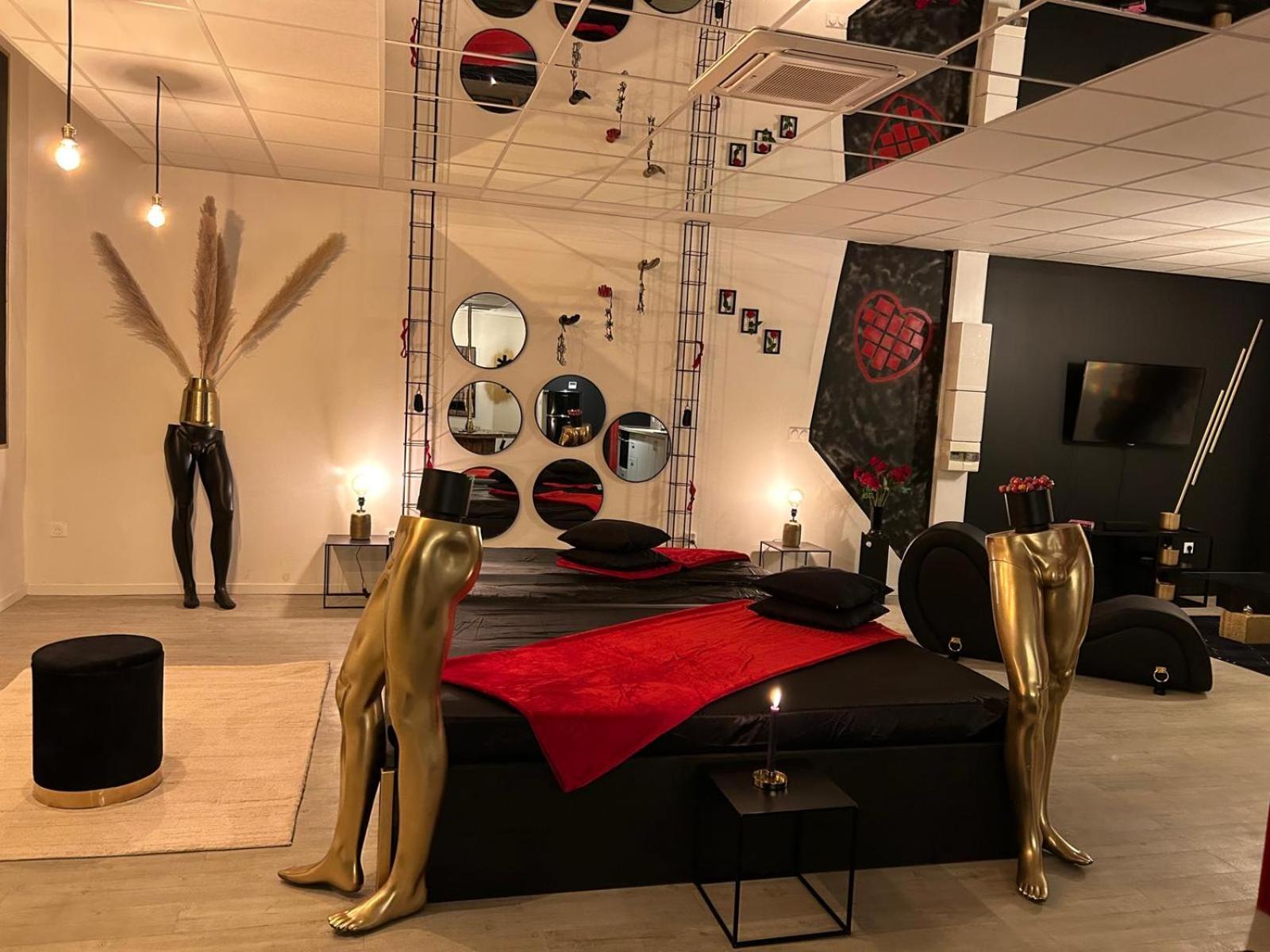 L'Escapade Sensuelle - La Love Room D'Épernay Kültér fotó