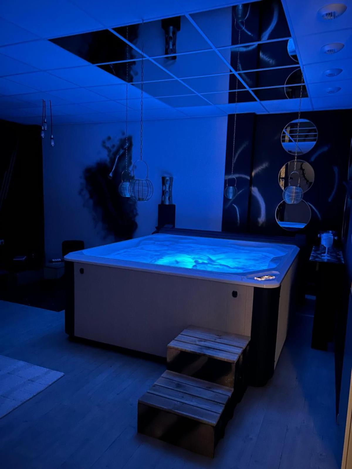 L'Escapade Sensuelle - La Love Room D'Épernay Kültér fotó